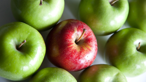 Red and green apples